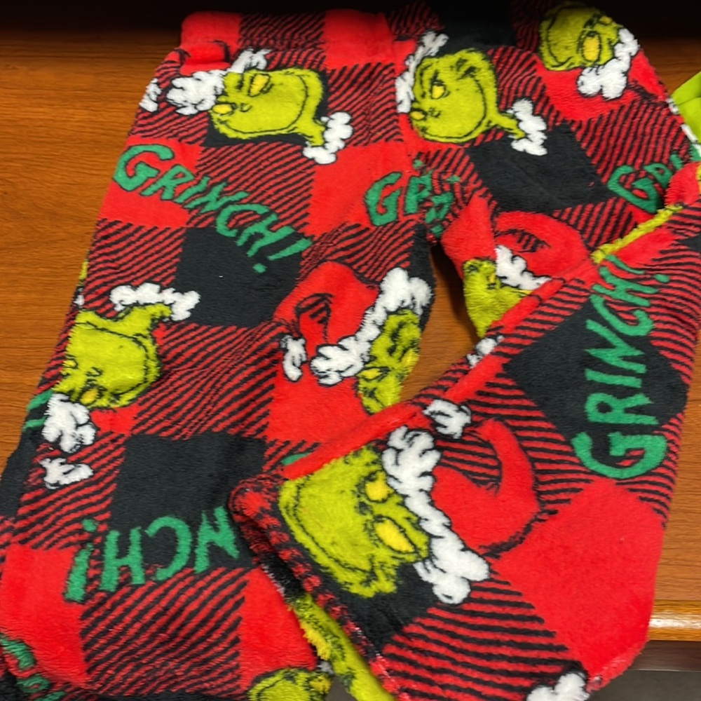 Grinch - Picture 4 of 5